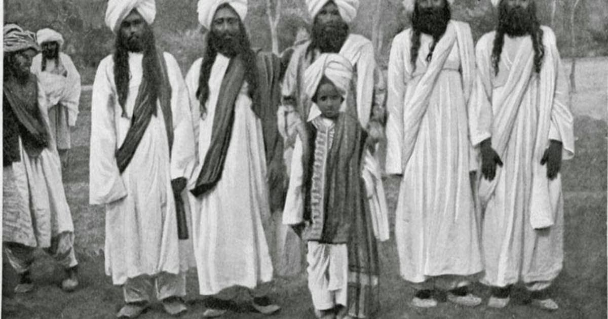 From Guardians to Gatekeepers: The Evolution and Co-optation of the Baloch Sardari System