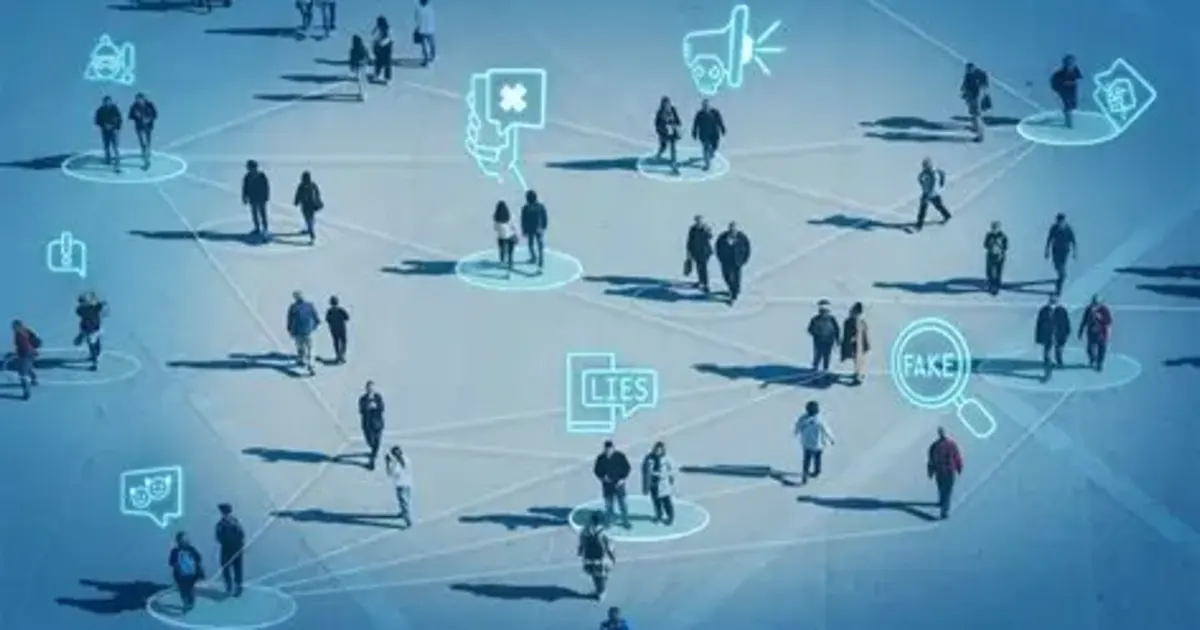 Role of AI in Spreading Disinformation